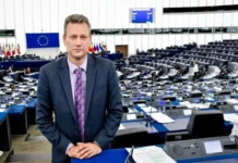 Бывший евродепутат получал деньги за поддержку Медведчука и пророссийские заявления, — BBC