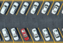 Доходы местных бюджетов от сборов за парковку выросли почти на четверть. Налоговая назвала лидеров