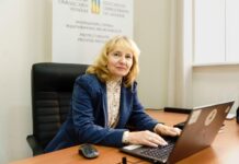 В Раде появилась идея вместе с зарплатами поднять учителям нагрузку: что думает омбудсмен