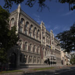 Коррупция стала второй по значимости угрозой для финансового сектора после войны – опрос НБУ