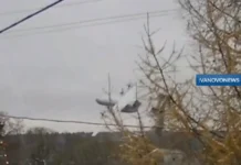 В РФ упал военно-транспортный самолет Ан-22: ВИДЕО развала в воздухе