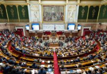 Франция, несмотря на проблемы с дефицитом, решила резко увеличить расходы на оборону