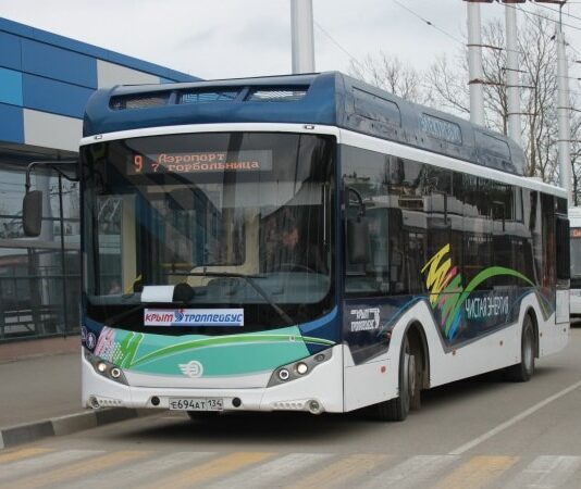 В анексованому Криму з лютого вводять транспортні картки