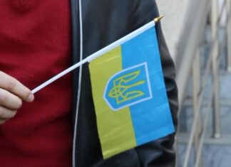 «Як у шпигунському романі»: психологиня розповіла, як спілкуються проукраїнські кримчани