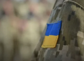 В Ровно неизвестные отбили у ТЦК военнообязанных после ВЛК