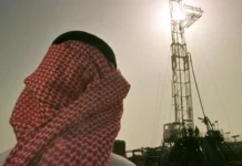 Автослесарь выдавал себя за принца: пострадала политическая элита целой страны