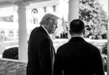 Зеленский назвал прекращение войны в Украине главным политическим трофеем Трампа