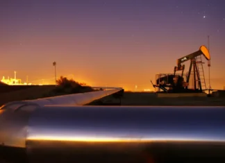 ЕС требует от Украины восстановить нефтепровод «Дружба» для Венгрии и Словакии