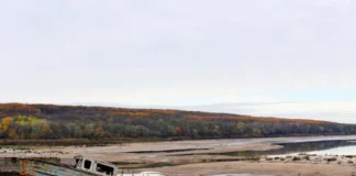 Российские генералы уничтожили плотину Оскольского водохранилища, последствия — катастрофические