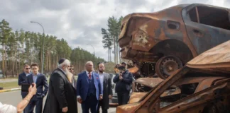 Духовный советник Трампа Марк Бернс требует трибунала для России