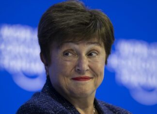 Глава МВФ не видит угрозы доллару из-за курсовых колебаний