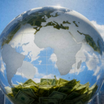 Конец эры сильного доллара. Что будет с курсом и сбережениями украинцев