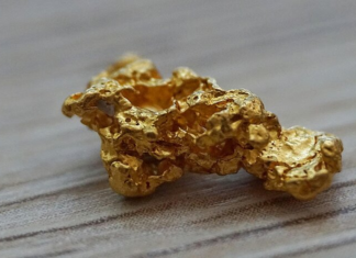 Трамп вмешался в игру: цены на золото резко изменились после стремительного удешевления