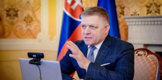 Фицо заявил о прекращении аварийных поставок электроэнергии в Украину из Словакии