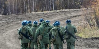 «Були мігранти – стали штурмові групи». У Криму взялися за іноземців. Заради війни?