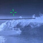 Українські розвідники заявили про атаку на російські пороми Керченської переправи