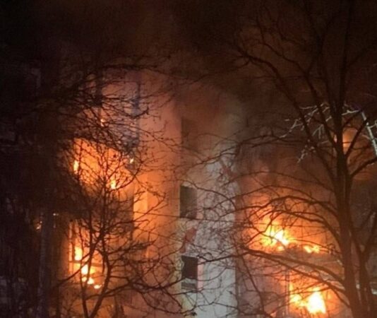 Напередодні в Севастополі через вибух обвалилися конструкції житлового будинку, повідомляють про пожежу та жертви