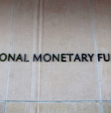 Украина получила первый транш по новой программе МВФ на $8,1 млрд