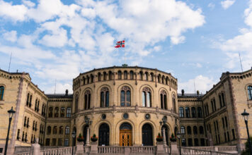 Норвегия выделила Украине грант на сумму $200 млн для выплаты пенсий