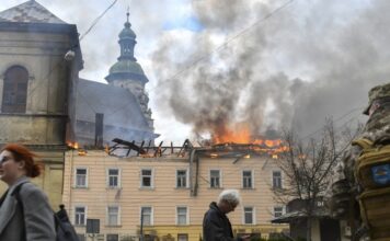 Бизнесы во Львове, которые пострадали из-за атаки РФ, смогут получить до 500 000 грн от города