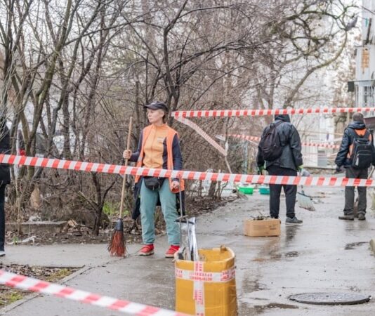У Криму вночі лунали вибухи, російська влада Севастополя заявила про постраждалих внаслідок атаки БпЛА