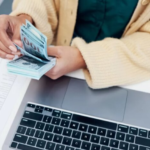 «Цепная реакция» финмониторинга: как чужие проблемы с банком могут заморозить ваш счет