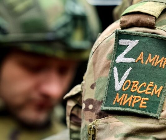 Влада анексованого Севастополя знов підняла виплати за підписання контрактів з Міноборони РФ