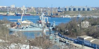 У ГУР України заявили про ураження двох великих десантних кораблів РФ у Севастопольській бухті