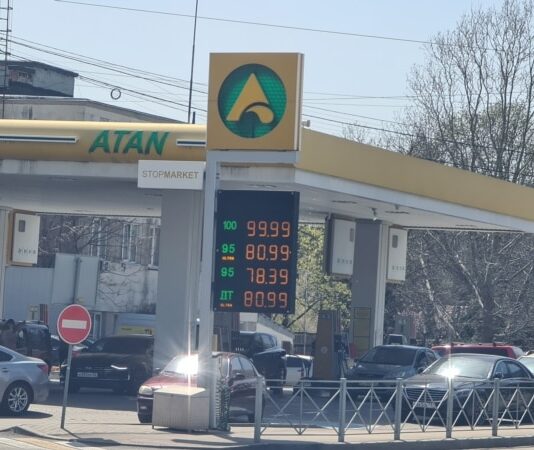 У Криму після Великодня знову різко подорожчав бензин – активіст