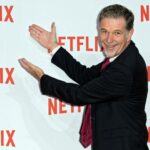 Неожиданная отставка соучредителя обвалила акции Netflix