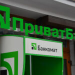 ПриватБанк запустил выездной сервис для военных и ветеранов. В декабре он попал в скандал