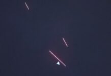 У Севастополі та кількох районах Криму лунали вибухи: повідомляють про атаку безпілотників