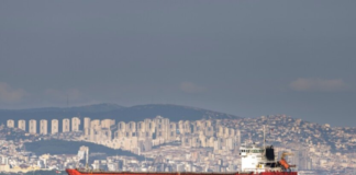 «Заставить весь мир ощутить войну»: Фараджаллах о жестком уроке Ирана для Украины