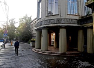Через кримських татар ФСБ перевірило Медакадемію у Сімферополі – правозахисник