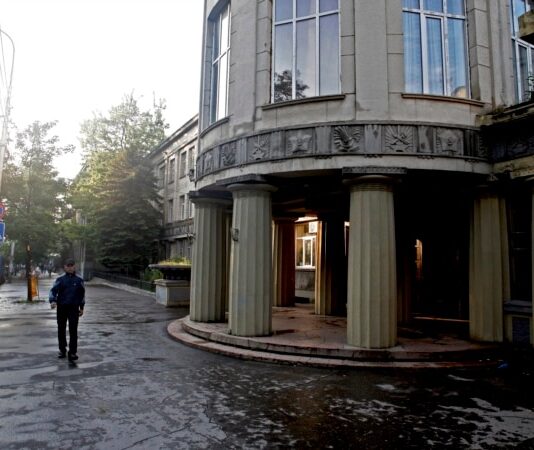 Через кримських татар ФСБ перевірило Медакадемію у Сімферополі – правозахисник