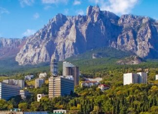 Кримчан позбавляють курортів? У Криму пільгові путівки до моря віддають військовим РФ