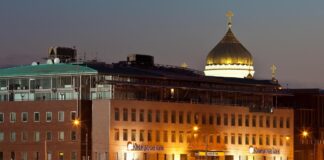 UniCredit сузит бизнес в России до международных платежей: остальное выкупит инвестор из ОАЭ