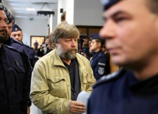 Російський археолог Бутягін заявив про намір продовжити незаконні розкопки в Керчі