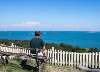 Війна на пляжах і тотальний контроль – головні виклики курортного сезону 2026 року в Криму