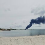 У Феодосії вночі було чутно вибухи: повідомляють про пожежу в районі нафтобази