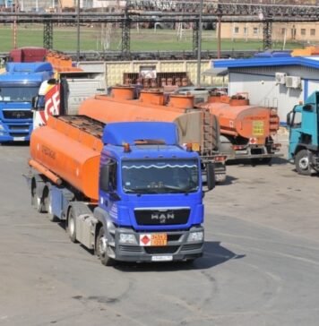 «Небезпечні бензочати». У Криму погрожують 20 роками в’язниці за зйомку бензовозів