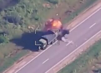 Український офіцер заявив про атаку на російську військову колону в Армянську