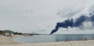 У ЗСУ повідомили про удари по нафтобазах у Леніному та Феодосії