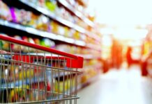 «Удар по «сакральності». Продуктовий ажіотаж у Криму: куди все котиться?