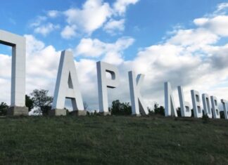 Листи кримчан: Що ховається за фасадом «бізнес-імперії» Олега Зубкова
