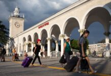 В «Атеш» заявили про фіксацію військового складу Чорноморського флоту біля залізничного вокзалу в Сімферополі