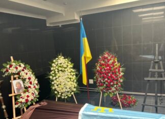 Кримознавицю Наталію Беліцер поховали під кримськотатарським прапором