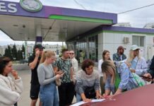 Листи кримчан: Як ви там у Криму виживаєте?