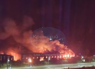 У Криму повідомляють про пожежі на складі Wildberries у Сімферополі та електропідстанції в Кіровському районі внаслідок атаки дронів