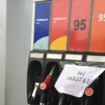 Бензин буде «через 30 днів» чи «два тижні»? Що обіцяли кримчанам за місяць паливної кризи